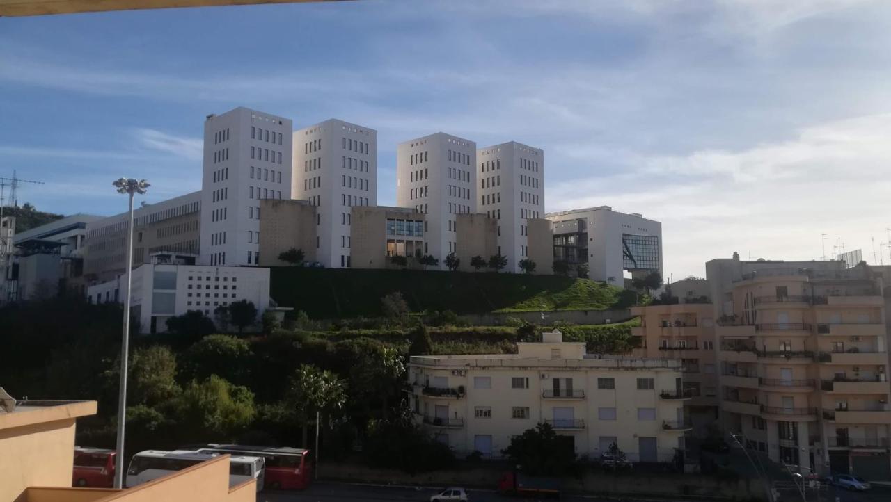 Il Laureato Apartment Reggio di Calabria Exterior foto